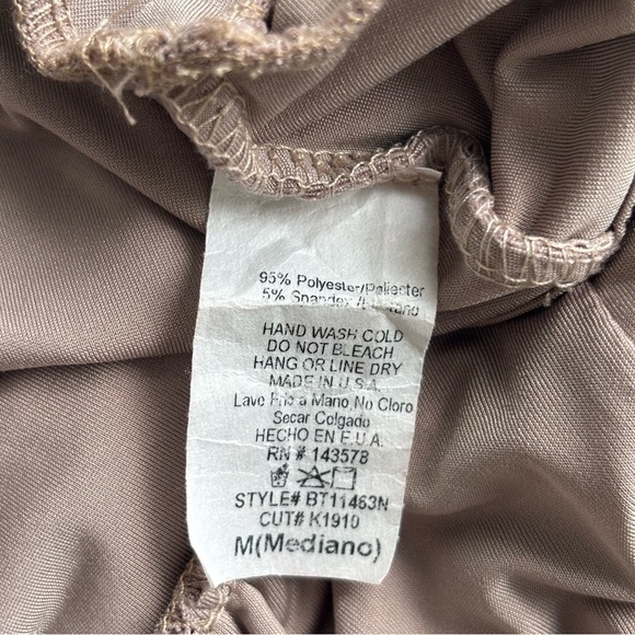 Naked Wardrobe Taupe Tan Plunging V-Neck Open Back Snap Closure Bodysuit Size M - Picture 7 of 7